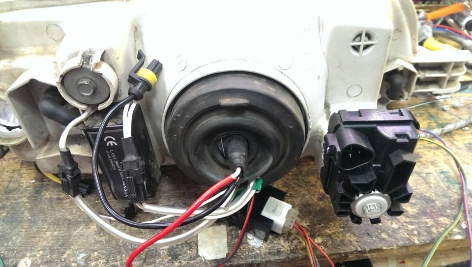 Автоматический и электромеханический корректор фар: почему не работает, ремонт и установка
