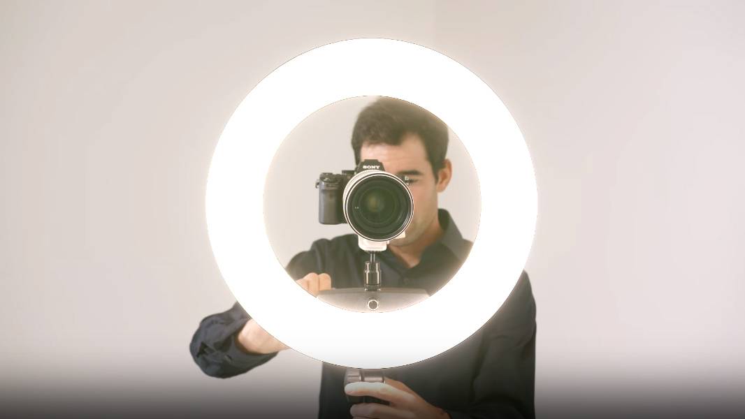 Кольцевая лампа какую выбрать: для визажиста, блоггера или фотографа
