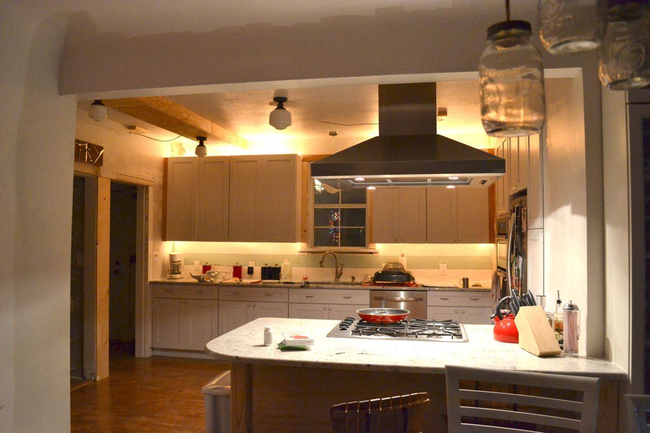 Освещение на кухне: лучшие варианты, 55 фото в интерьере