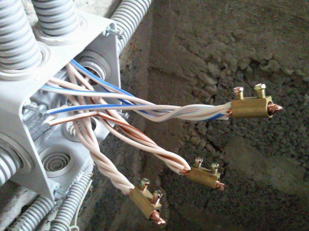 Как проложить кабель в земле - 20 глупых ошибок. идеальная траншея и подземный кабельный ввод.