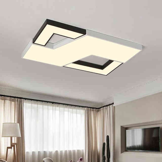 2 способа как установить квадратный светильник в натяжной потолок.