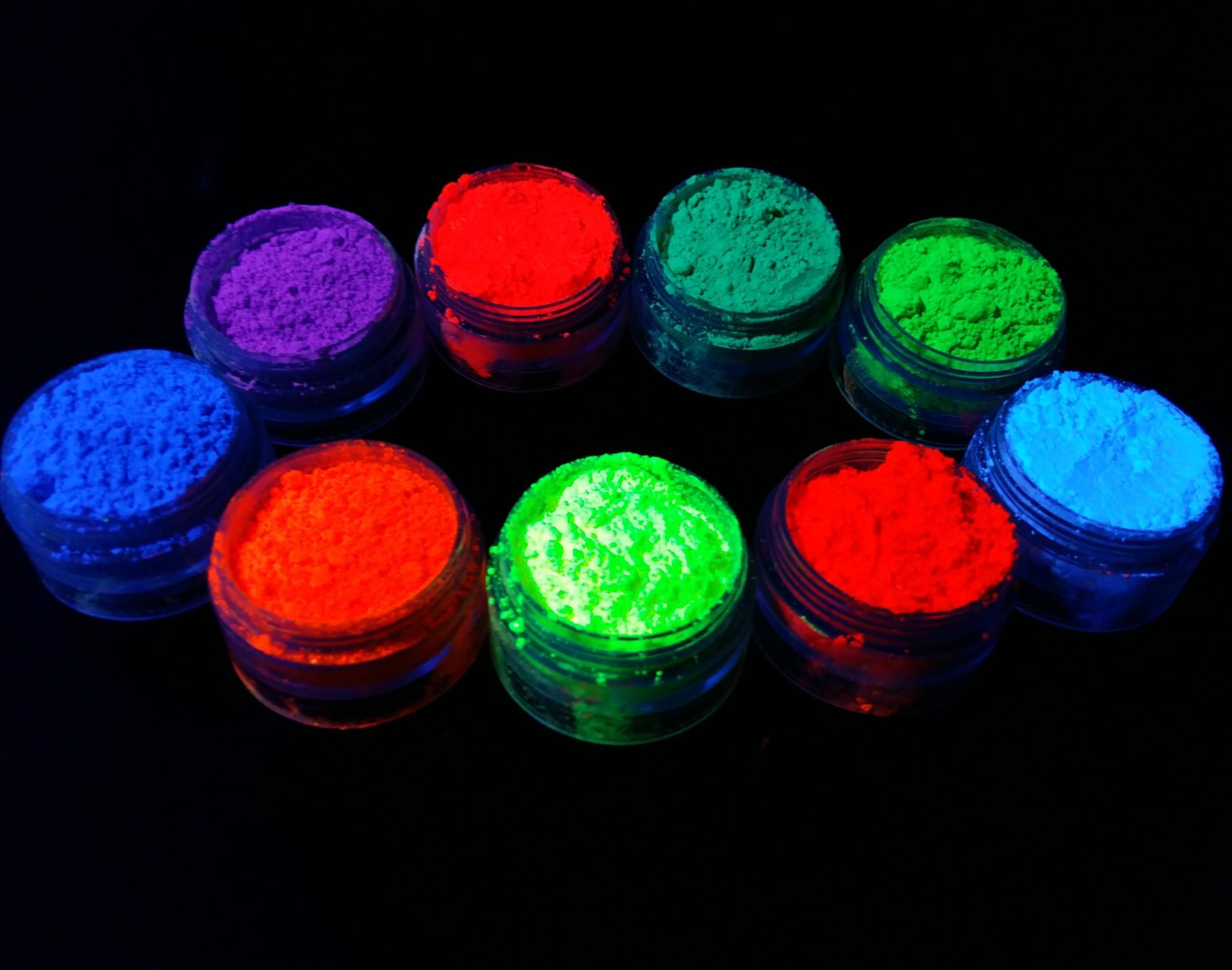 Флуоресцентная краска: бесцветные, прозрачные, акриловые, аэрозольные покрытия и другие, видео, фото