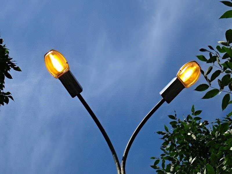 Уличное освещение — виды и типы ламп и светильников, основные способы управления светом