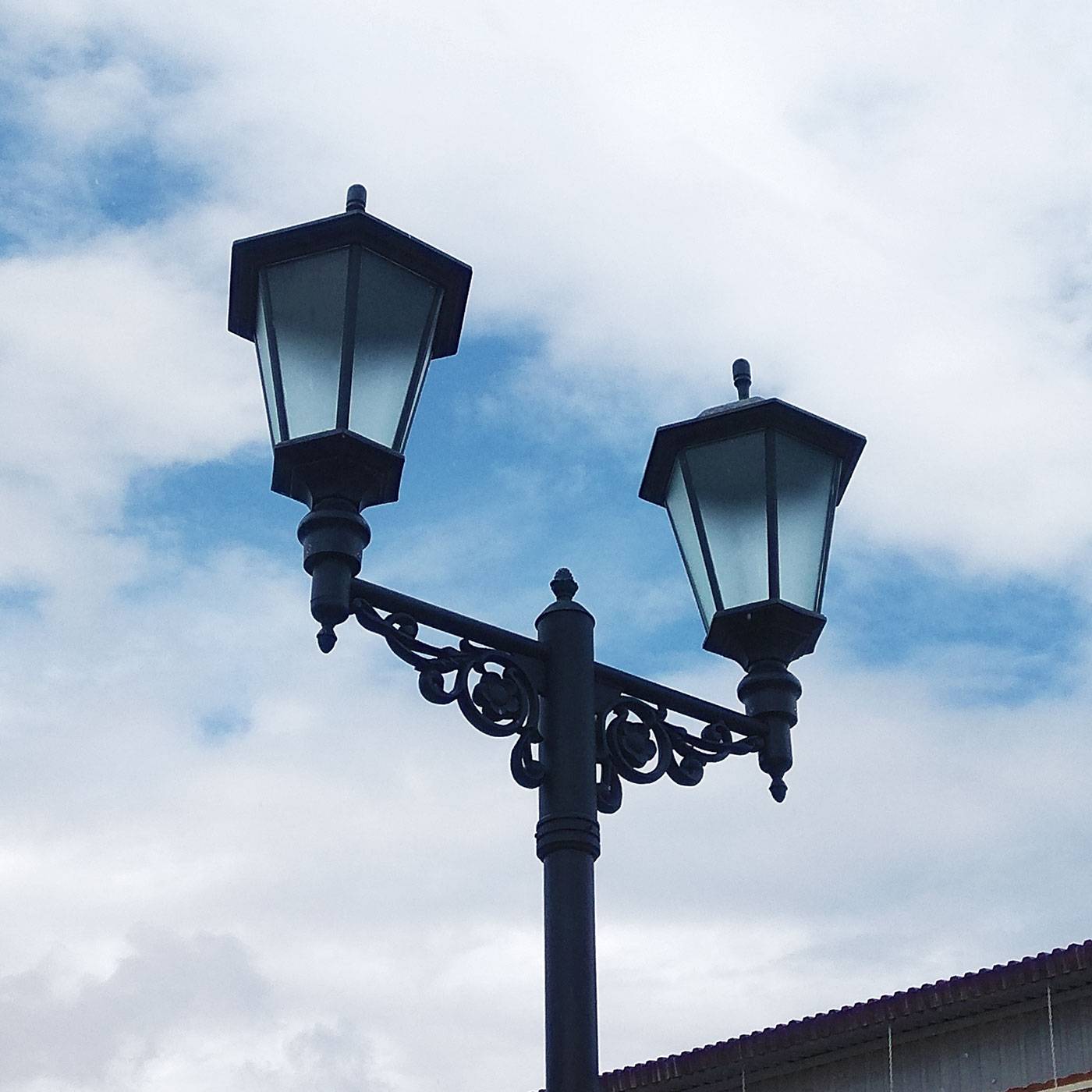 Освещение городских улиц и дорог, современные уличные светильники