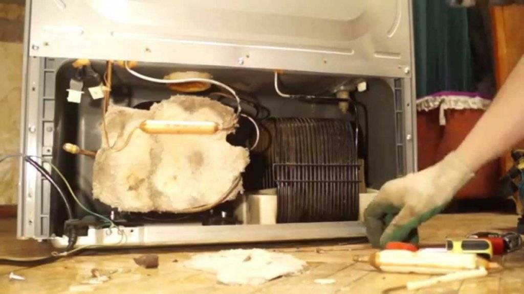 Холодильник работает без перерывов — 7 способов починить самостоятельно