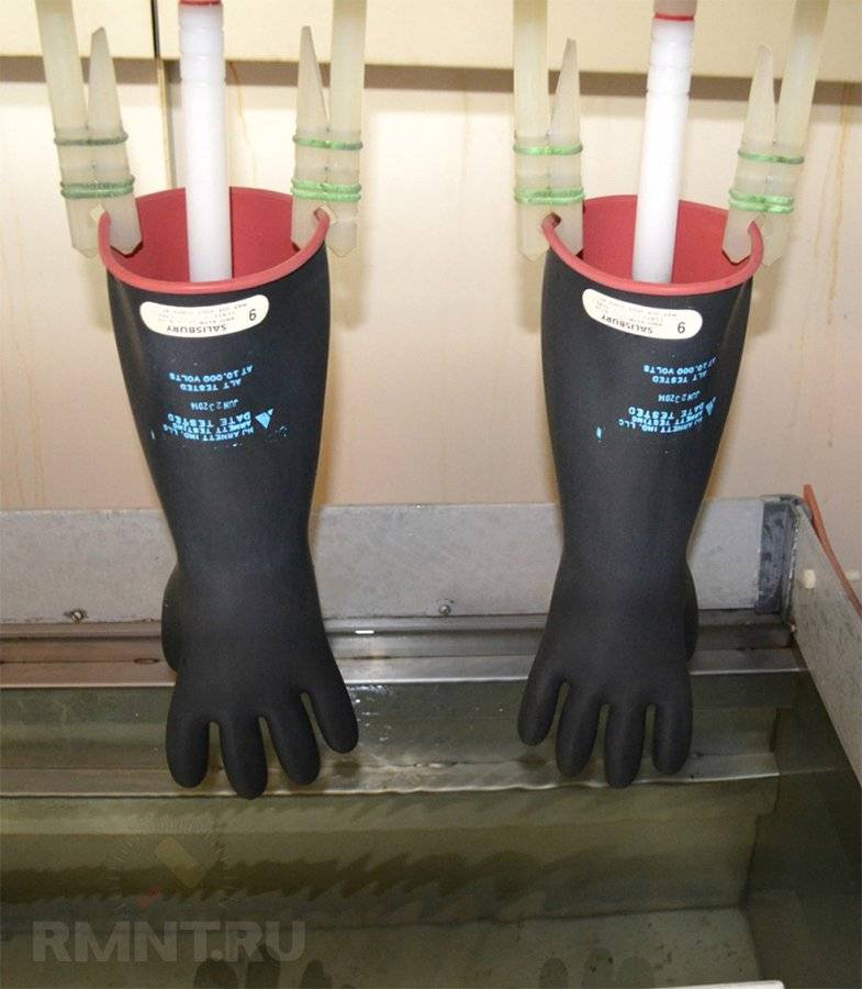 Виды диэлектрических перчаток для защиты электрика и их проверка
