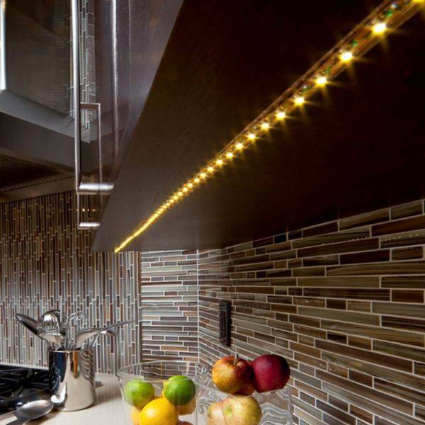 Светодиодная лента на кухне: фото, установка, особенности