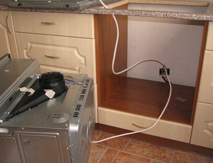 Подключение варочной панели и духовки к одному кабелю питания