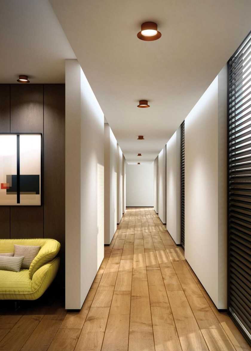 Освещение в прихожей: как сделать подсветку в узком коридоре квартиры