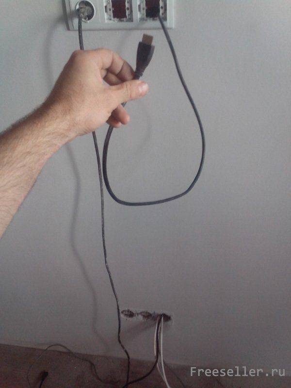 Как спрятать провода от телевизора на стене: 50+ идей