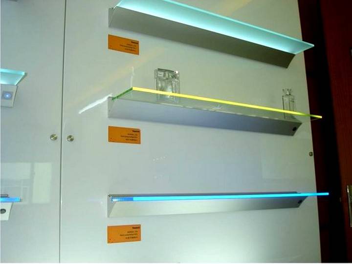 Монтаж светодиодной ленты на кухне под шкафами: инструкция по установке