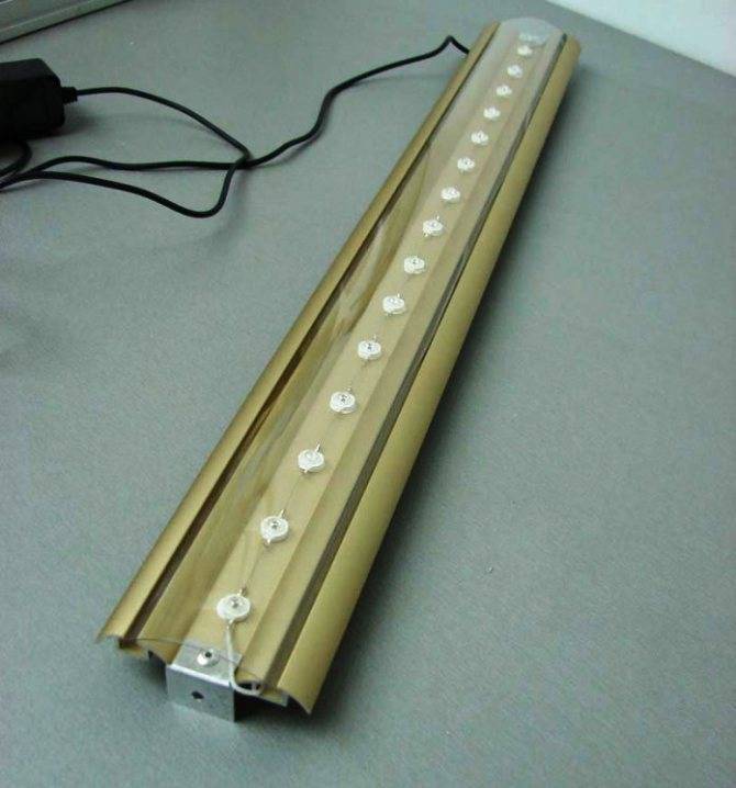 Светодиодная люстра своими руками: как сделать потолочный и настенный светильники из ленты, нюансы ремонта приборов на 220 в, схема и фото этапов работы