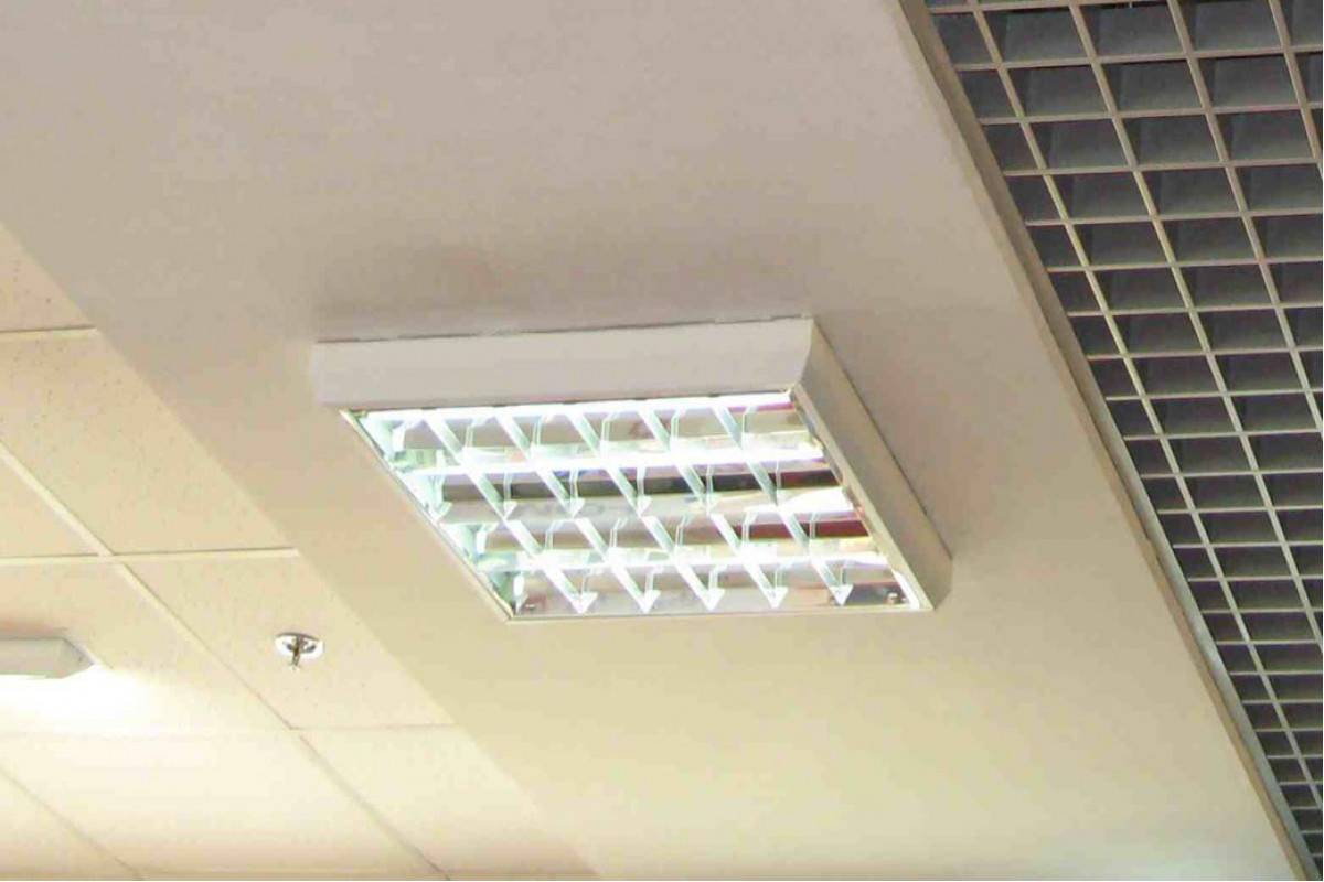Монтаж и подключение светильников в потолках типа армстронг